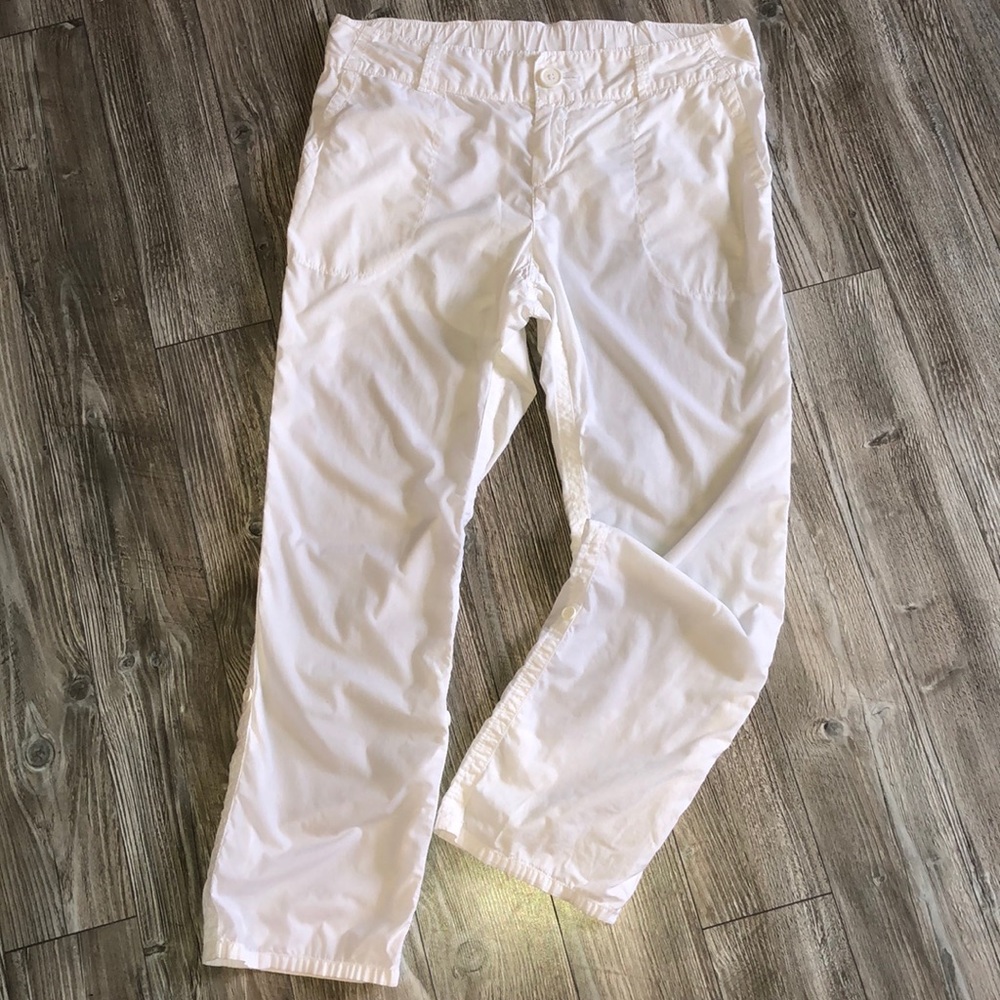 Motherhood Maternity Pants size Medium